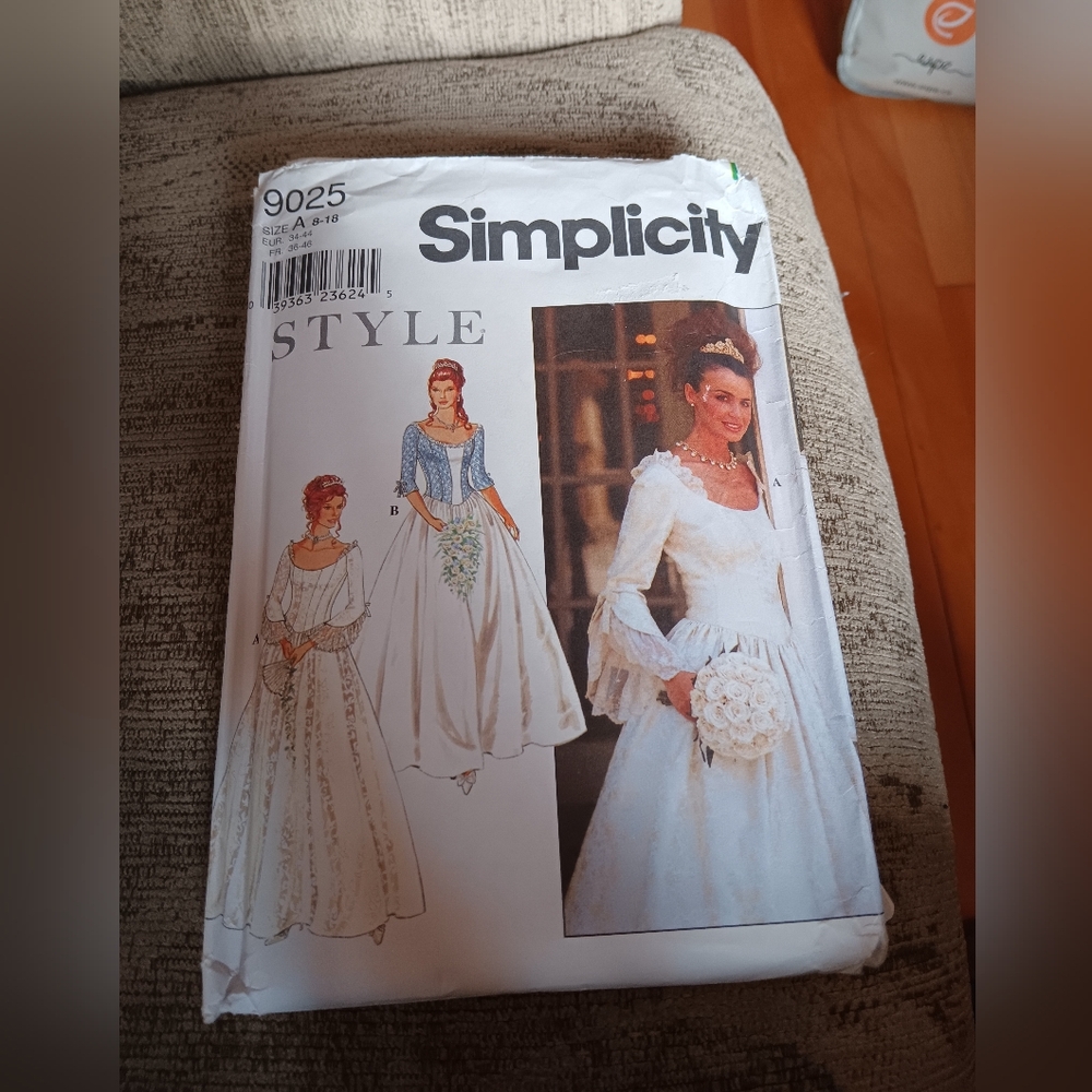 Simplicity White Bridal Gown Pattern